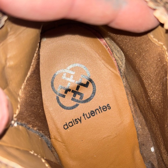 Daisy Fuentes distressed brown faux leather ankle booties - Picture 11 of 11